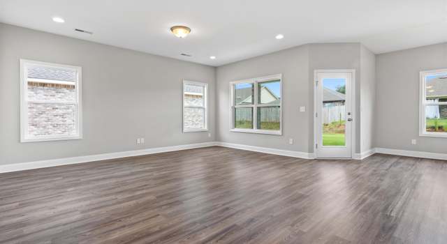 Photo of 205 Pine Is, Toney, AL 35773