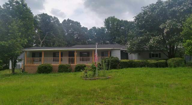 Photo of 205 Hazel St, Danville, AL 35619