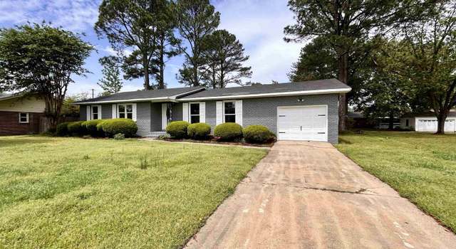 Photo of 1704 Woodmead St SW, Decatur, AL 35601