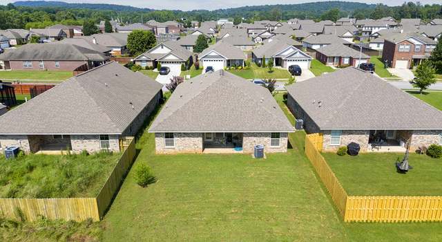 Photo of 105 Brooklawn Dr, Harvest, AL 35749