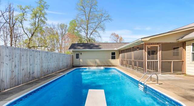Photo of 212 Ohara Dr, Albertville, AL 35950