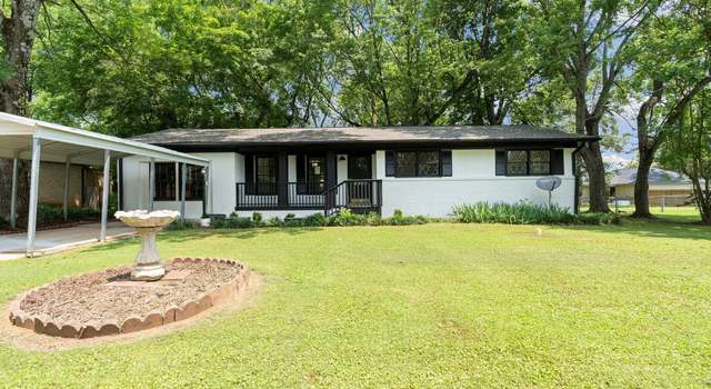 Photo of 4602 Daugette Dr NW, Huntsville, AL 35816