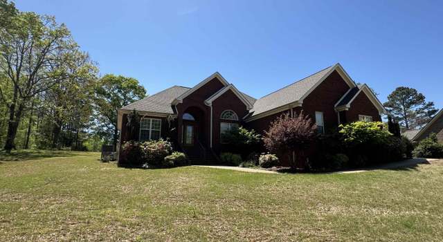 Photo of 211 Woodfern Dr, Killen, AL 35645