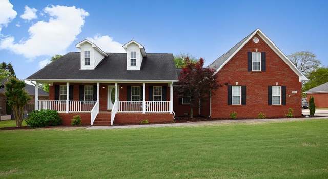 Photo of 226 Pebblestone Dr, Huntsville, AL 35806