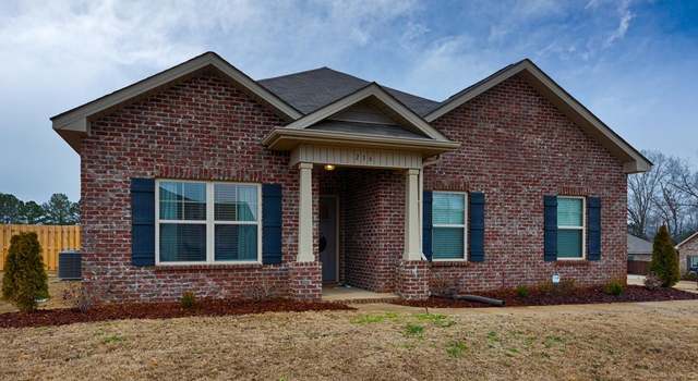 Photo of 236 Dinner Tree Sq, Huntsville, AL 35811