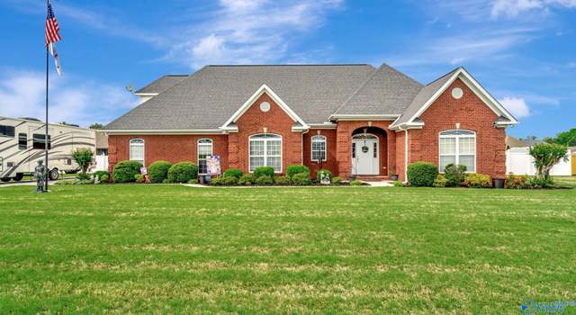 Photo of 25 Braxton Ct, Decatur, AL 35603