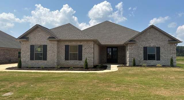 Photo of 26103 Woodfield Dr, Athens, AL 35613
