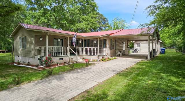 Photo of 30 Faulkner Cir, Albertville, AL 35950