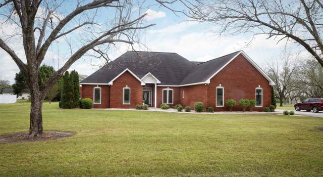 Photo of 71 Fox Run Dr, Claxton, GA 30417