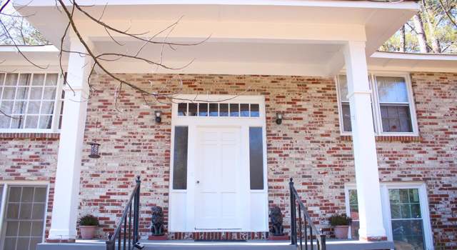 Photo of 929 E Tomahawk Trl, Gadsden, AL 35903
