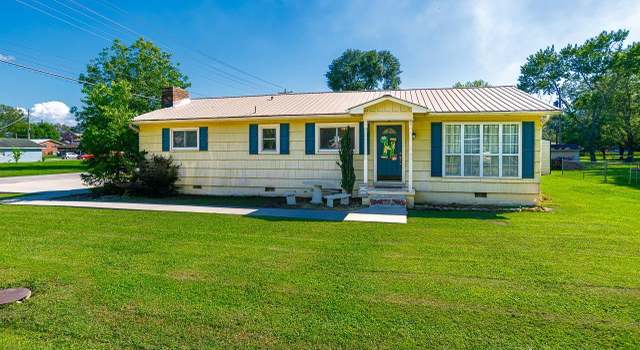 Photo of 409 Nebraska Ave, Stevenson, AL 35772