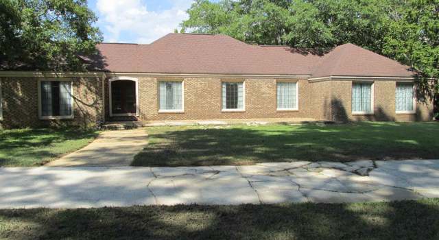 Photo of 488 Woodside St, Childersburg, AL 35044