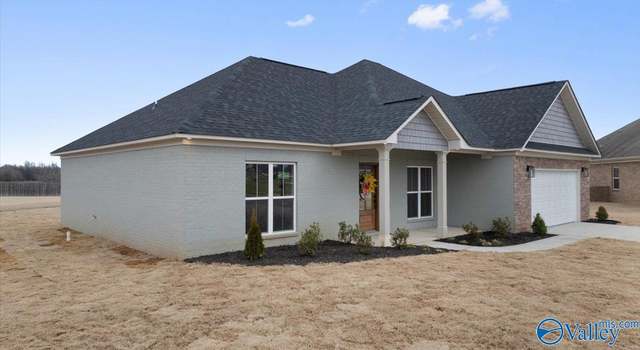 Photo of 48 Bolerbrook Dr, Trinity, AL 35673