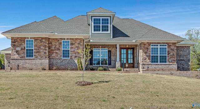 Property at 328 Merrydale Dr, Huntsville, AL 35811, 4 beds, 4.5 baths