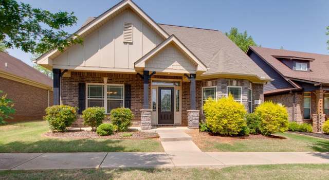 Photo of 16 Cypress Point Dr, Huntsville, AL 35824