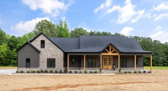 Photo of 185 N Greenway Dr, Trinity, AL 35763