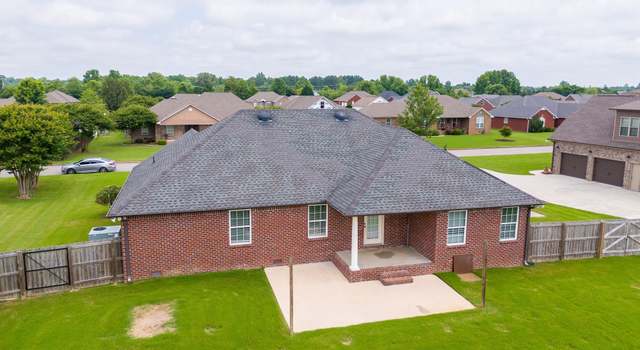 Photo of 25780 Camden Ct, Athens, AL 35613