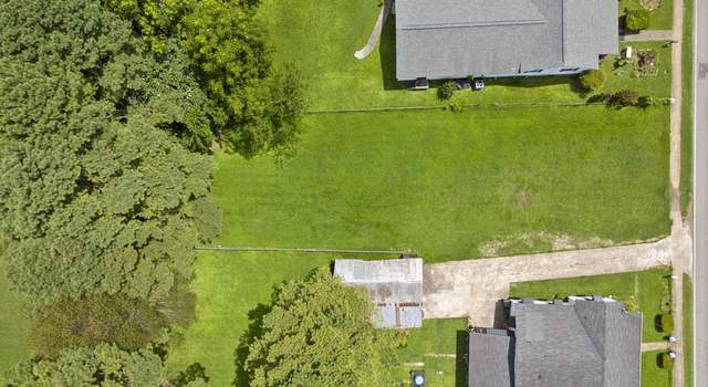 Photo of 325 Hine St S, Athens, AL 35611