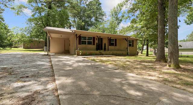 Photo of 409 Harris St NW, Hartselle, AL 35640