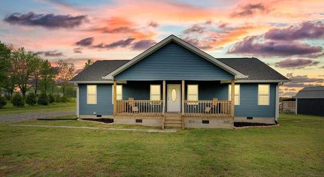 Photo of 39 Calvin St, Rainsville, AL 35986