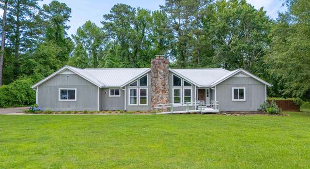 Photo of 126 Guinivere Dr, Albertville, AL 35950