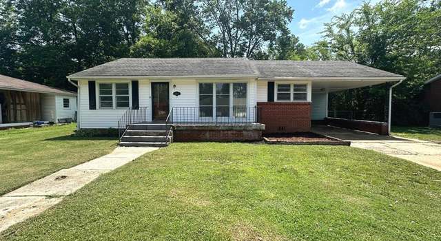 Photo of 816 Giles Dr NE, Huntsville, AL 35801