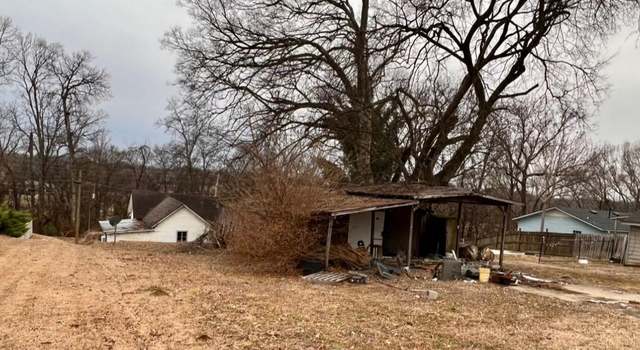 Photo of 211 Ironside St, Florence, AL 35630