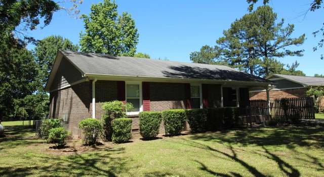 Photo of 195 Holly Lynn Ln, Hazel Green, AL 35750