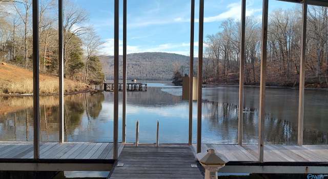 Photo of 147 Lookout Mountain Dr, Scottsboro, AL 35769