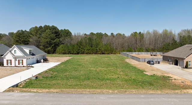 Photo of 284 Brothers Ln, Rogersville, AL 35652