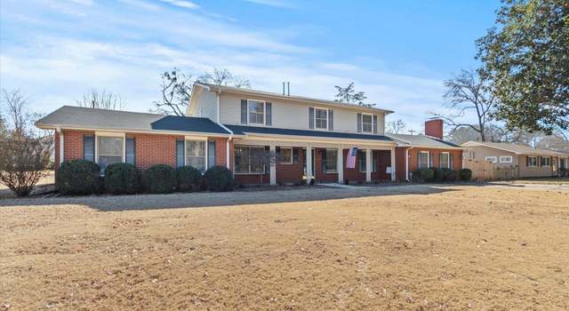 Photo of 2303 College St SE, Decatur, AL 35601