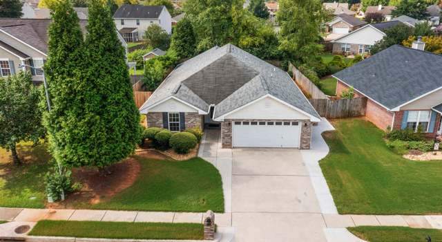 Property at 122 Cloverwood Dr, Huntsville, AL 35824, 4 beds, 2 baths