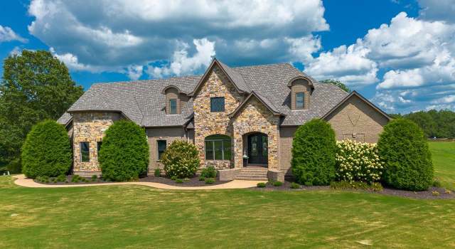 Photo of 5230 Indian Hills Rd SE, Decatur, AL 35603