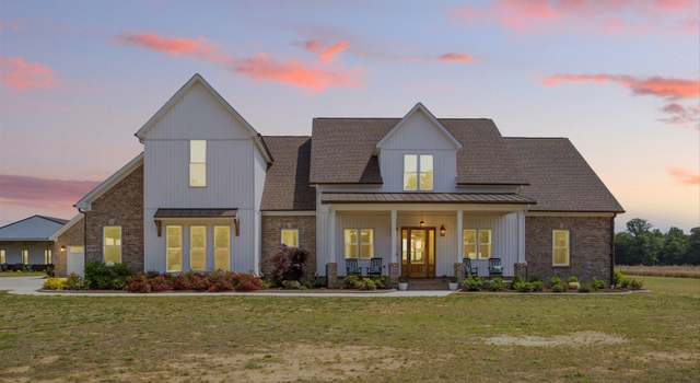 Photo of 19940 Edgewood Rd, Athens, AL 35614