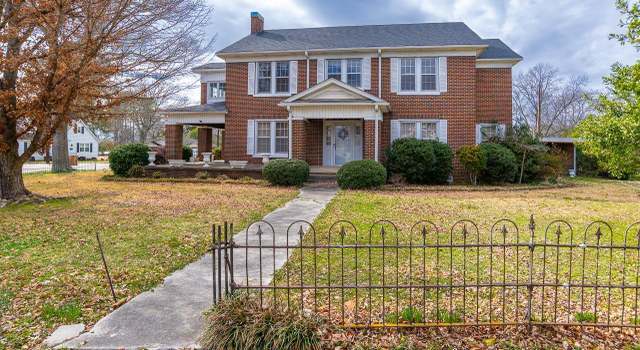 Photo of 725 Sparkman St SW, Hartselle, AL 35640