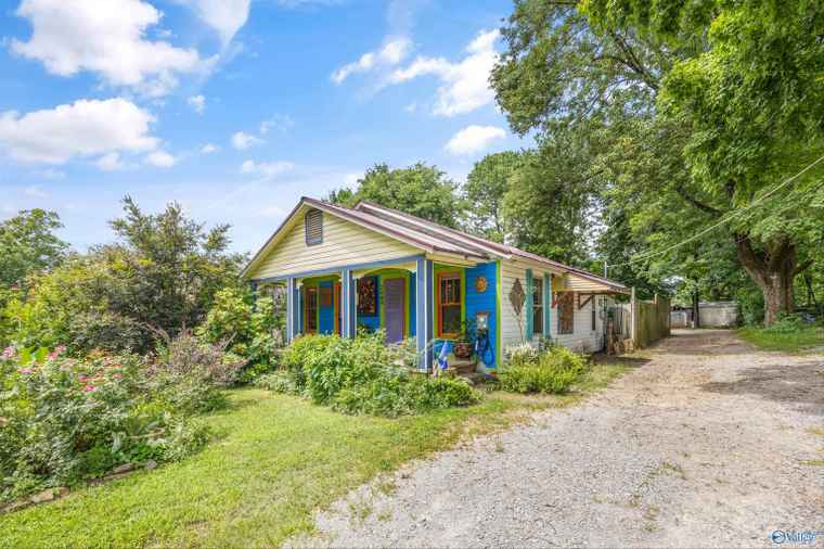 Photo of 2409 Kildare St NW Huntsville, AL 35811
