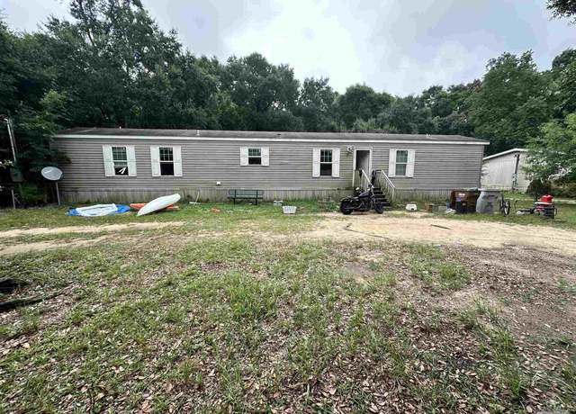 Property at 4478 Oak Forest Dr, Milton, FL 32583, 3 beds, 2 baths