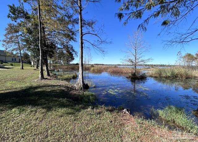 Property at 9021 Pecan St, Youngstown, FL 32466