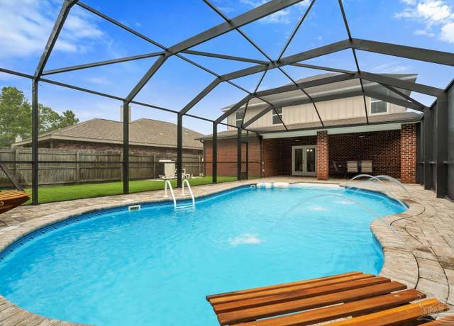 Property at 2224 Somerville Ct, Pensacola, FL 32506, 4 beds, 3.5 baths