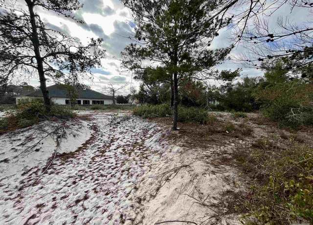 Property at 13500 Zodiac Dr, Pensacola, FL 32507