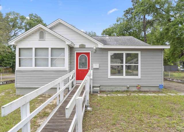 Property at 1100 E Maxwell St, Pensacola, FL 32503, 3 beds, 2 baths