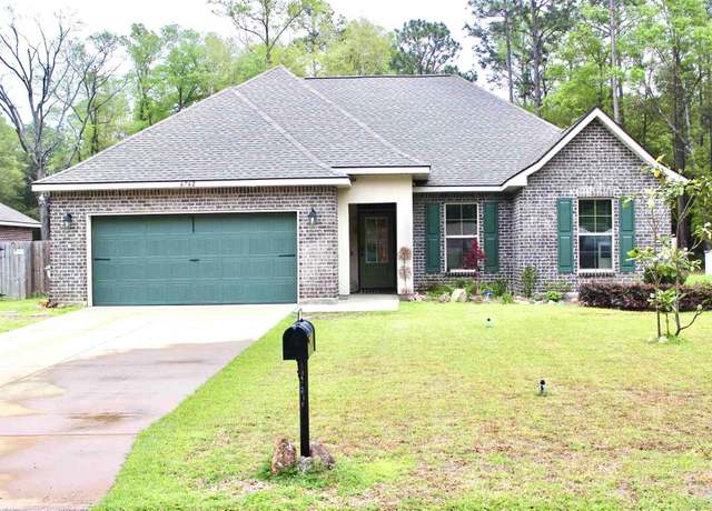 Property at 6762 Driftwood Ave, Milton, FL 32570, 4 beds, 2 baths