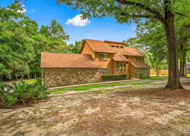 Property at 430 Citation Dr, Cantonment, FL 32533, 5 beds, 2.5 baths
