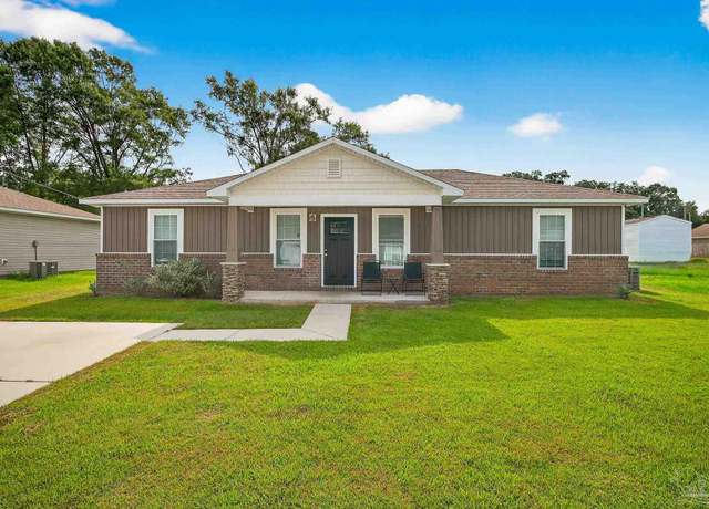 Property at 8506 Rose Ave, Pensacola, FL 32534, 3 beds, 2 baths