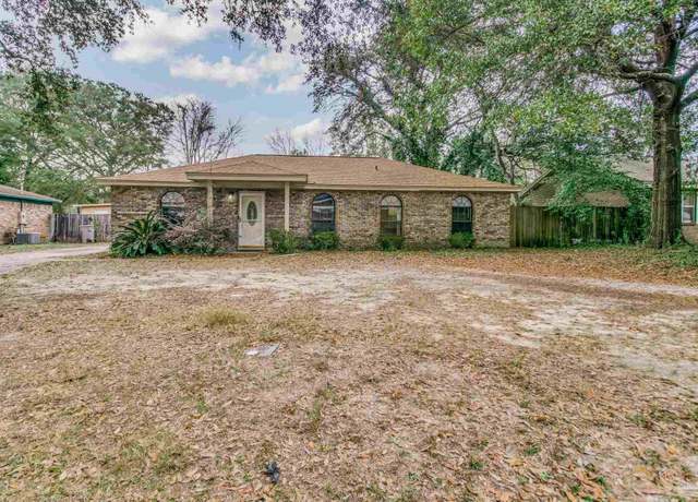 Property at 4680 Geneva Dr, Pensacola, FL 32526, 3 beds, 2 baths