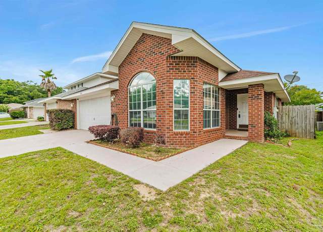 Property at 3304 Linger Ct, Pensacola, FL 32526, 3 beds, 2 baths