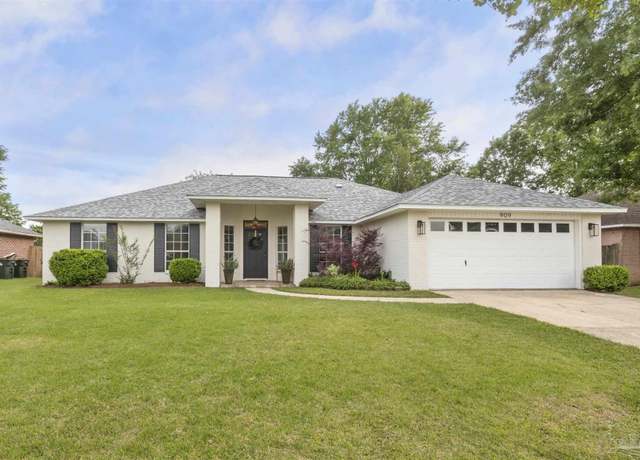 Property at 909 Broken Arrow Ln, Cantonment, FL 32533, 4 beds, 3 baths