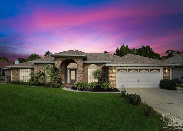 Property at 9564 Westgate Cir, Pensacola, FL 32507, 4 beds, 3 baths