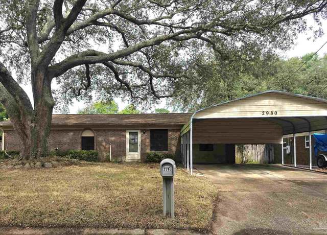 Property at 2980 English Oak Cir, Pensacola, FL 32526, 3 beds, 1.5 baths