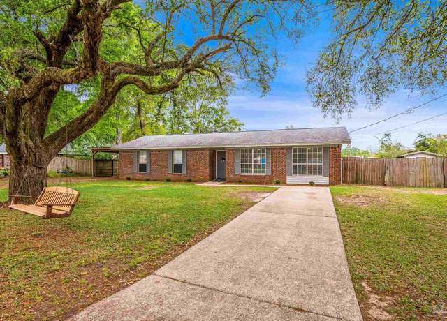 Property at 4722 Live Oak Ln, Pace, FL 32571, 3 beds, 2 baths